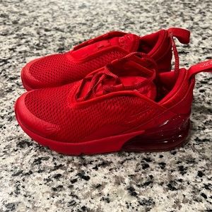 Red Nike Airmax